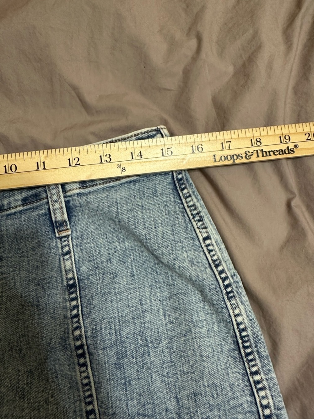 Wild Fable Womens Shorts Size 8 Denim Blue Shortie Mini Festival Grunge Retro - Picture 4 of 5